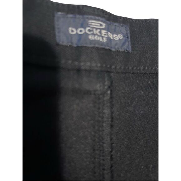 Docker’s Men’s Size 40 Black Golf Activity Shorts - Picture 3 of 9